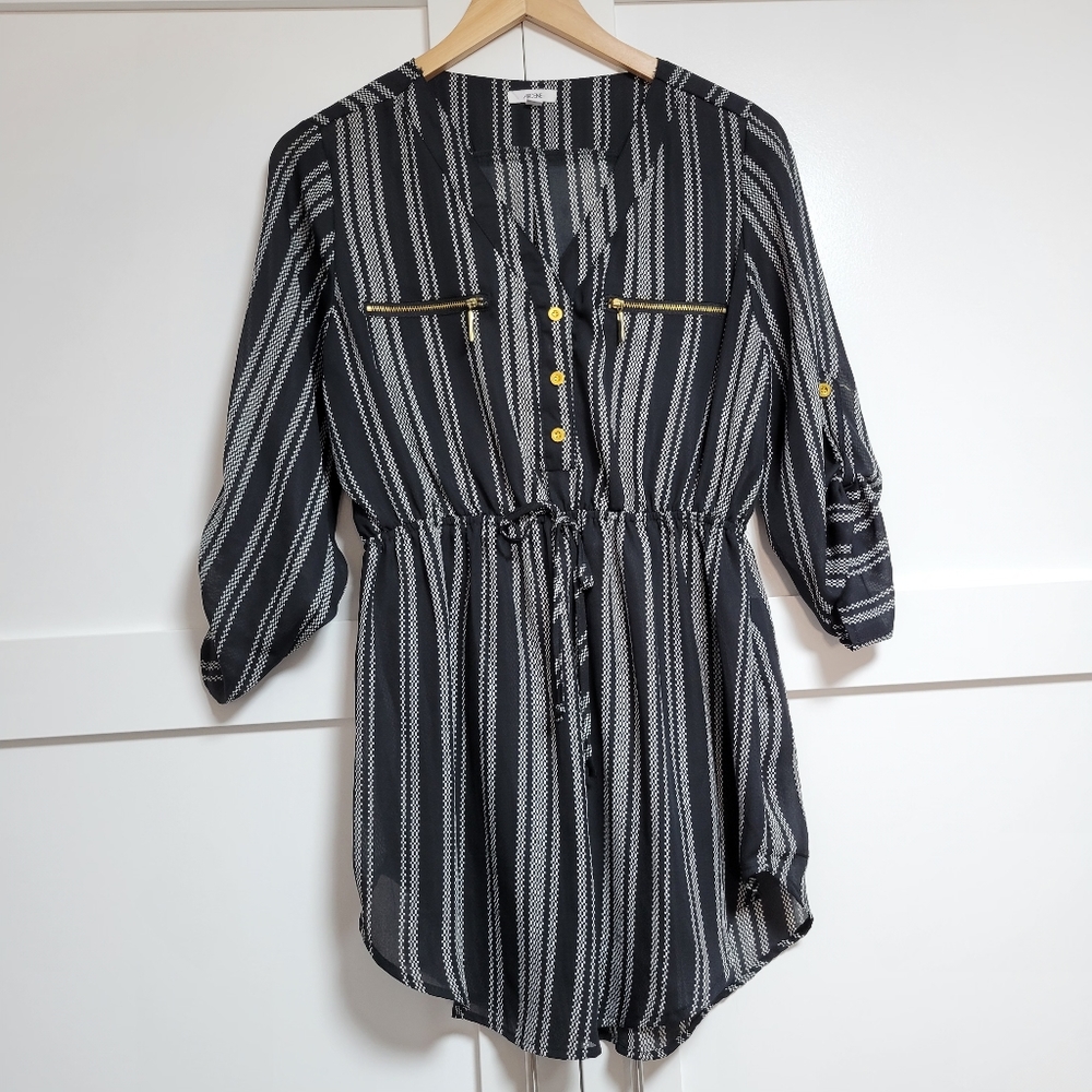 🎁FREE ADD ON - Ardene Long Blouse - Black & White (M)